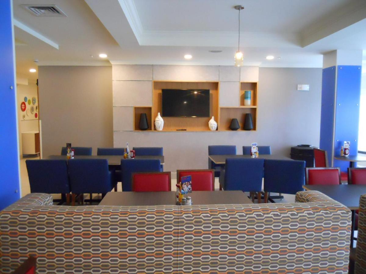 Holiday Inn Express Hotel & Suites Bethlehem Airport/Allentown Area By Ihg Kültér fotó
